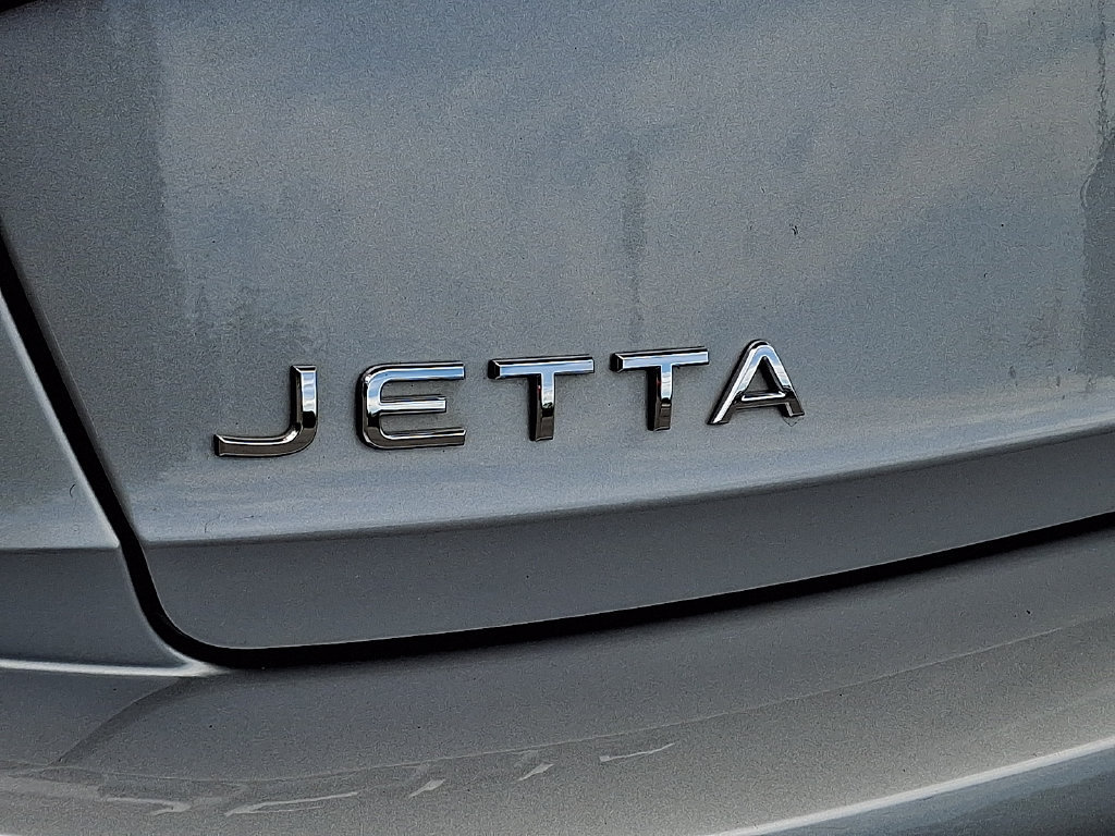 Used 2023 Volkswagen Jetta SE FWD image 30