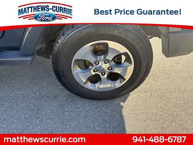 Used 2017 Jeep Wrangler Sahara w/ Connectivity Group image 14
