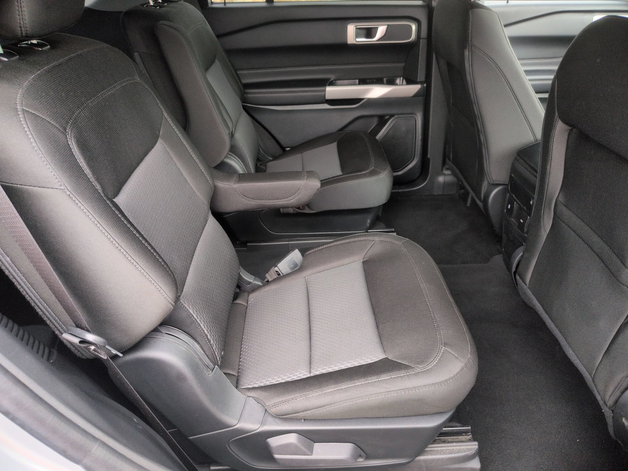 Certified 2024 Ford Explorer XLT AWD/4WD image 33