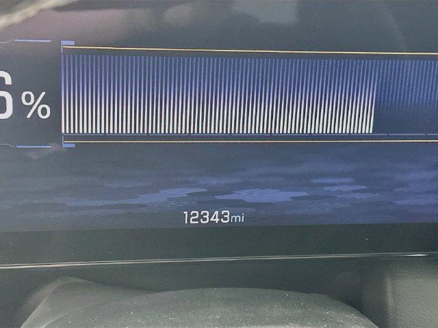Used 2025 Chevrolet Equinox EV LT w/ Convenience Package AWD/4WD image 18