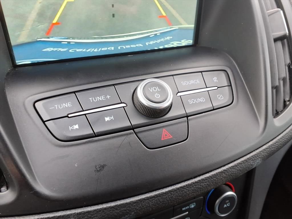 Certified 2019 Ford Escape SE image 11