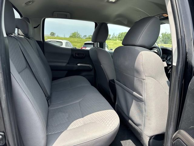 Used 2023 Toyota Tacoma SR5 w/ SR5 Appearance Package RWD image 9