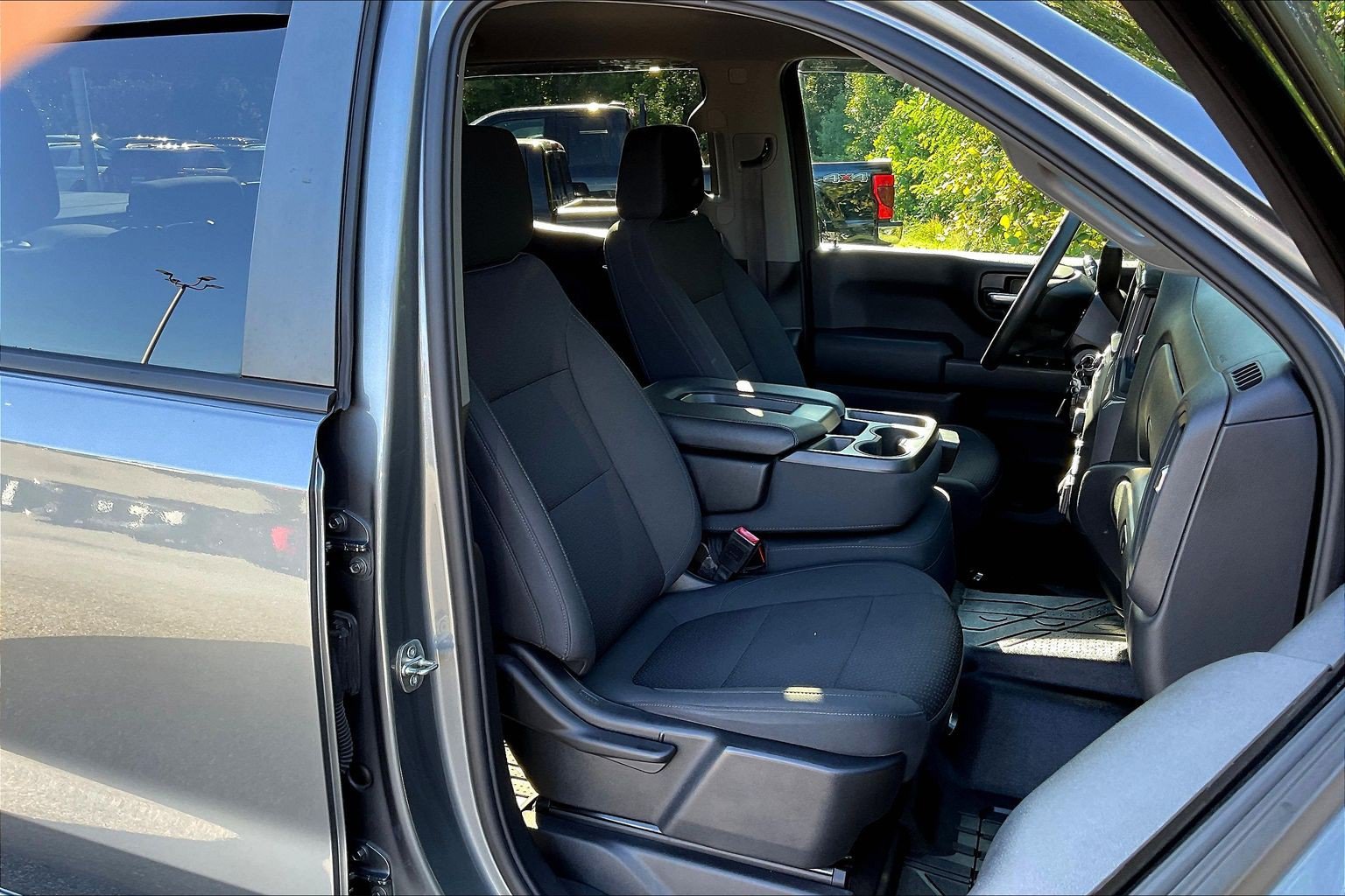 Used 2021 Chevrolet Silverado 1500 Custom AWD/4WD image 7