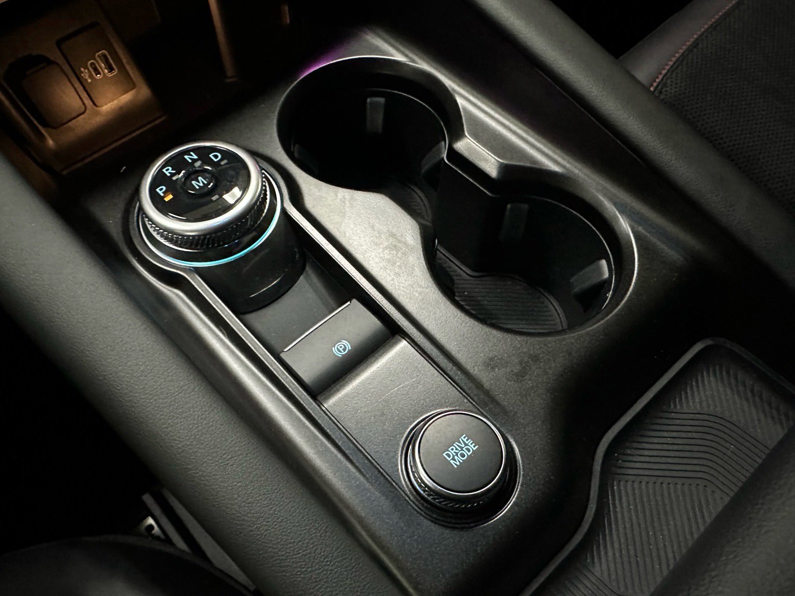 Certified 2025 Ford Explorer ST image 39