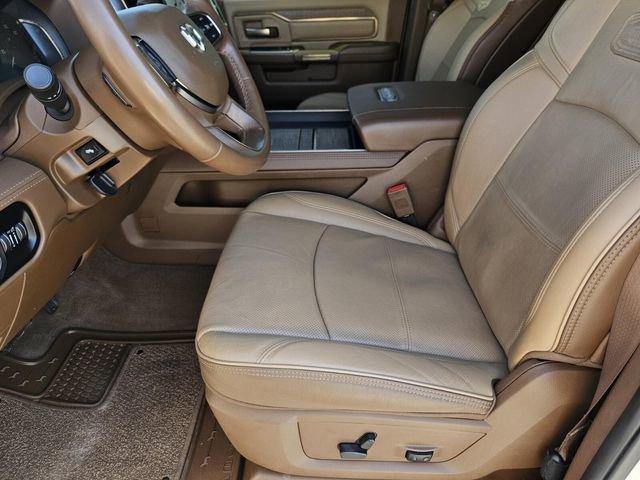 Used 2024 RAM 2500 Limited w/ Towing Technology Group image 34