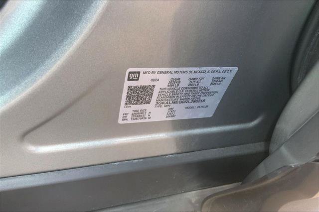 Used 2024 GMC Terrain SLE FWD image 32