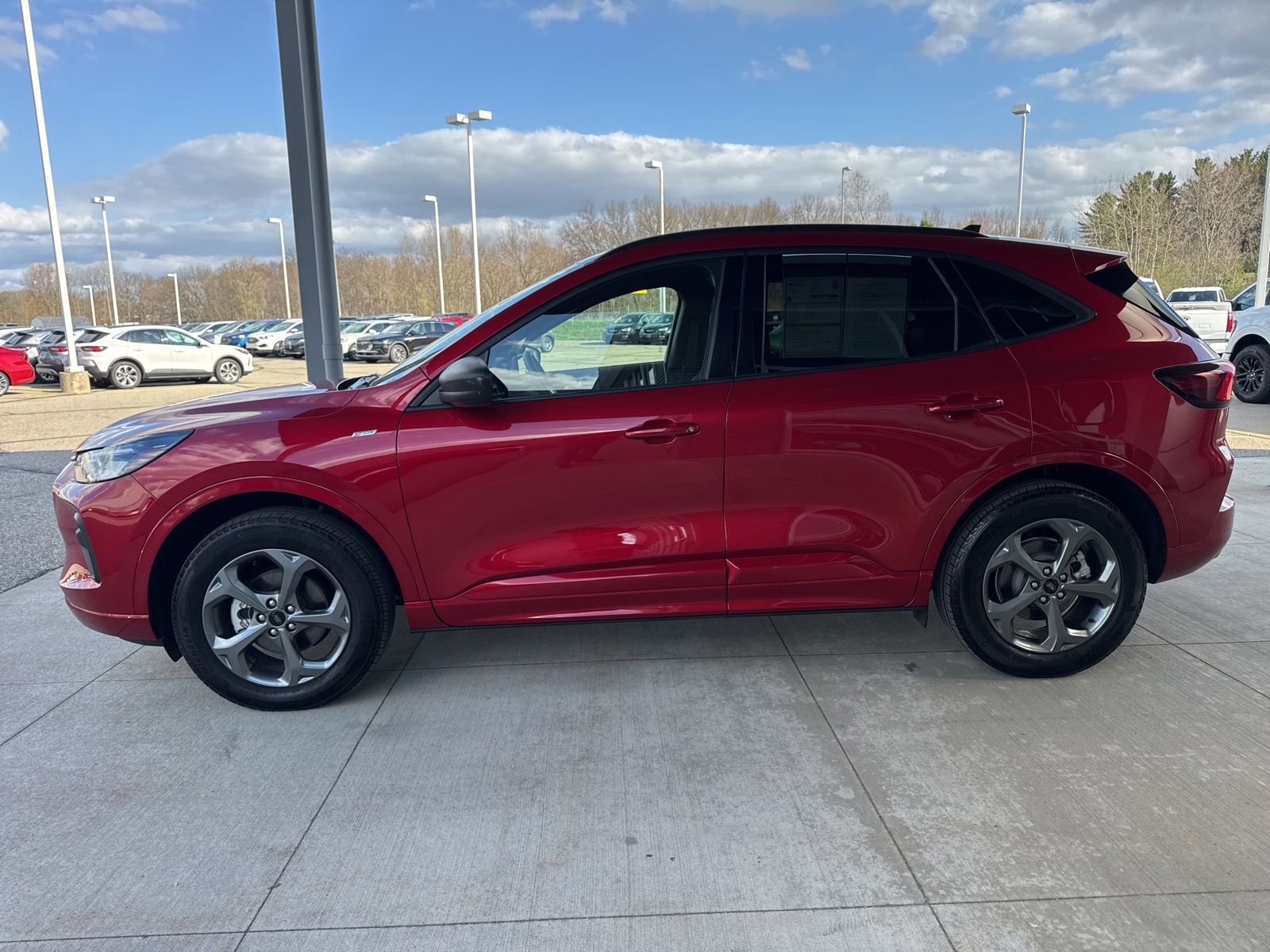 Certified 2024 Ford Escape ST-Line w/ Tech Pack #1 image 7