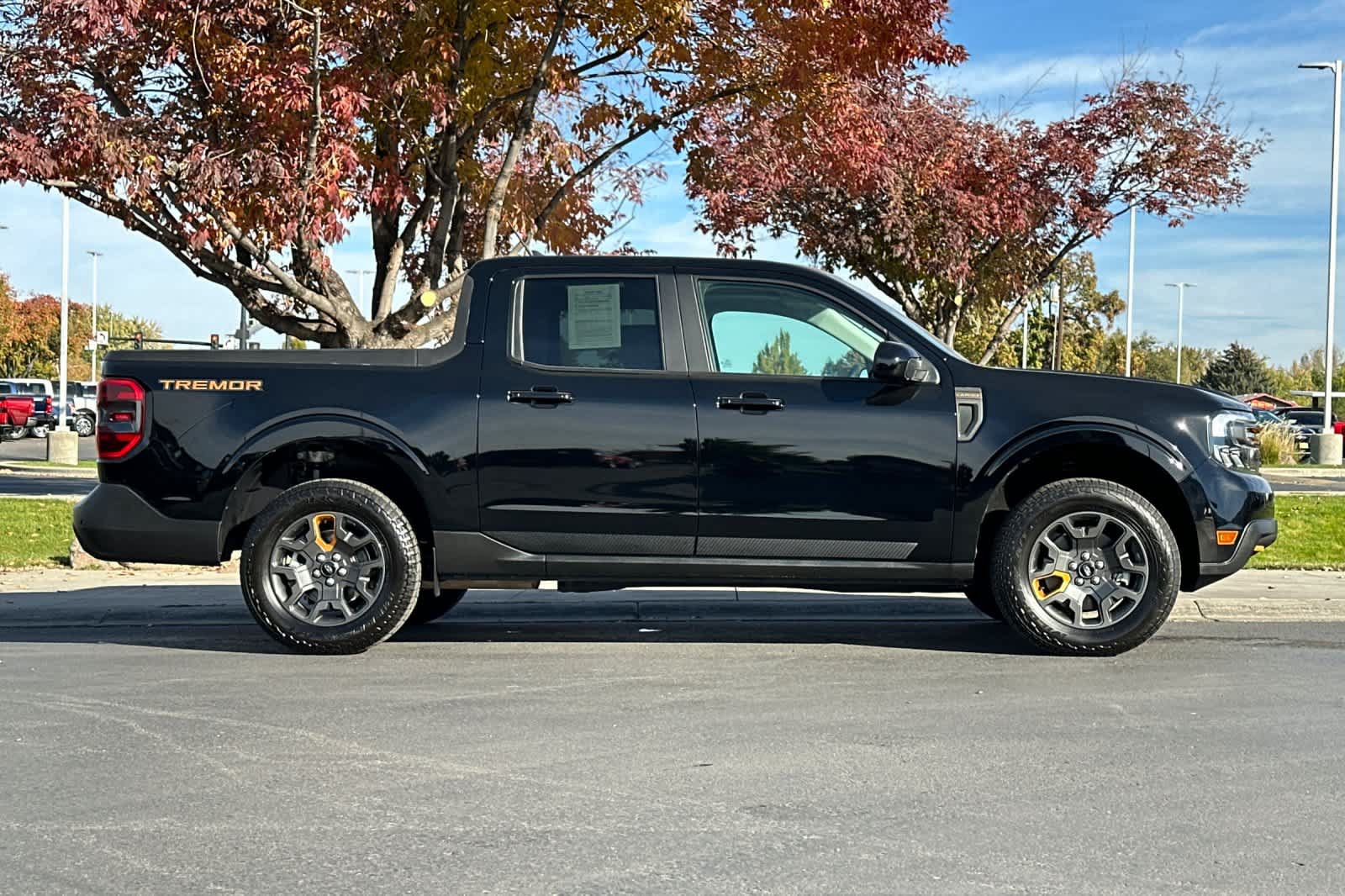 Certified 2024 Ford Maverick Tremor w/ Tremor Off-Road Package AWD/4WD image 8