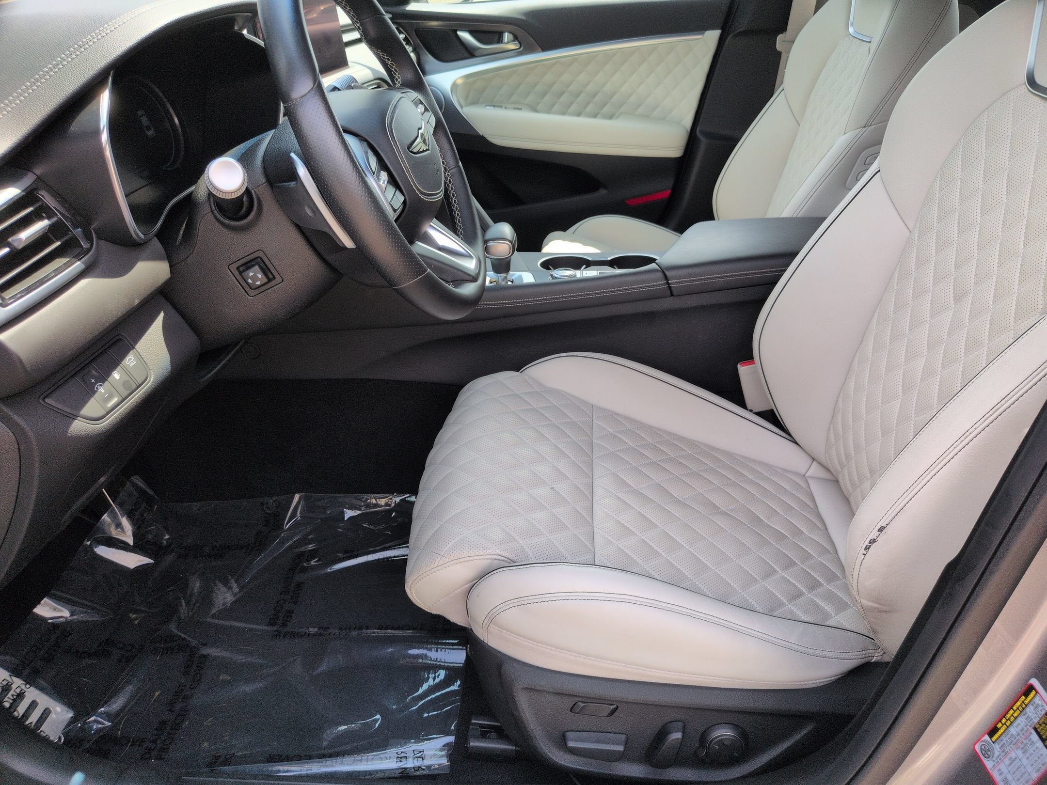 Used 2025 Genesis G70 3.3T Advanced w/ Sport Prestige Package RWD image 16
