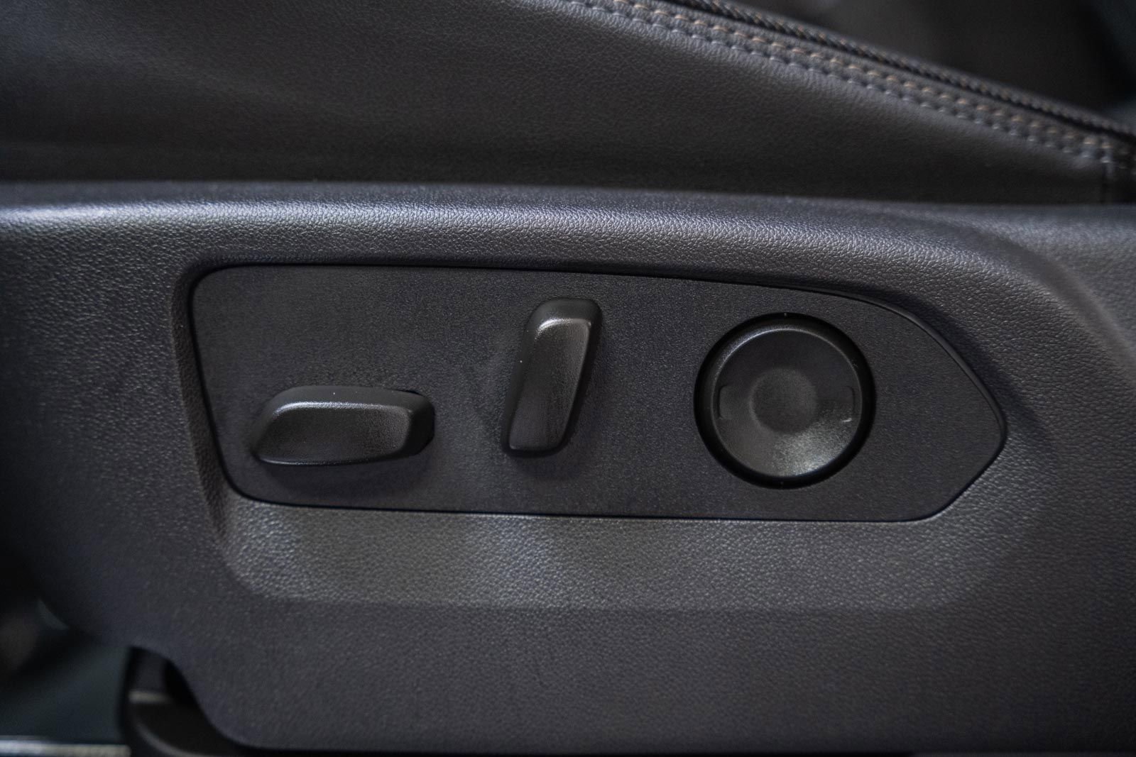 Used 2026 Chevrolet Silverado 1500 High Country w/ Midnight Edition image 48