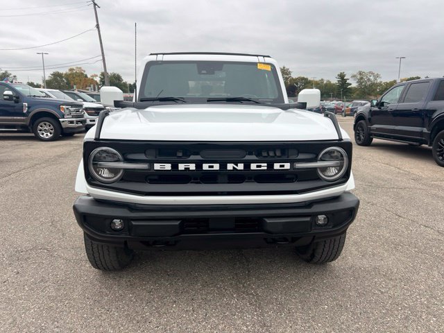 Certified 2023 Ford Bronco Outer Banks AWD/4WD image 2