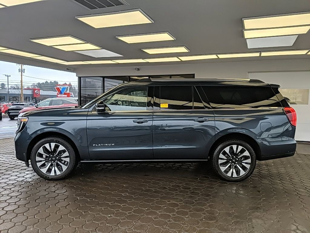 Certified 2025 Ford Expedition Max Platinum w/ Driver's Package image 10