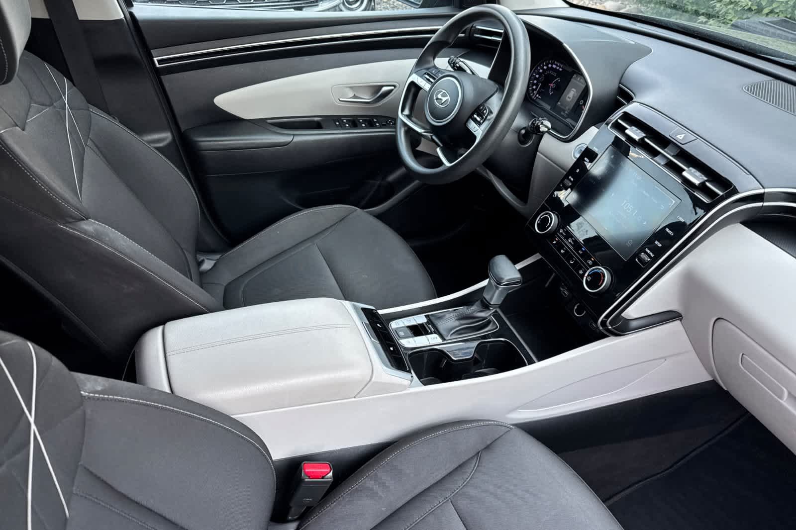 Used 2022 Hyundai Tucson SEL FWD image 16