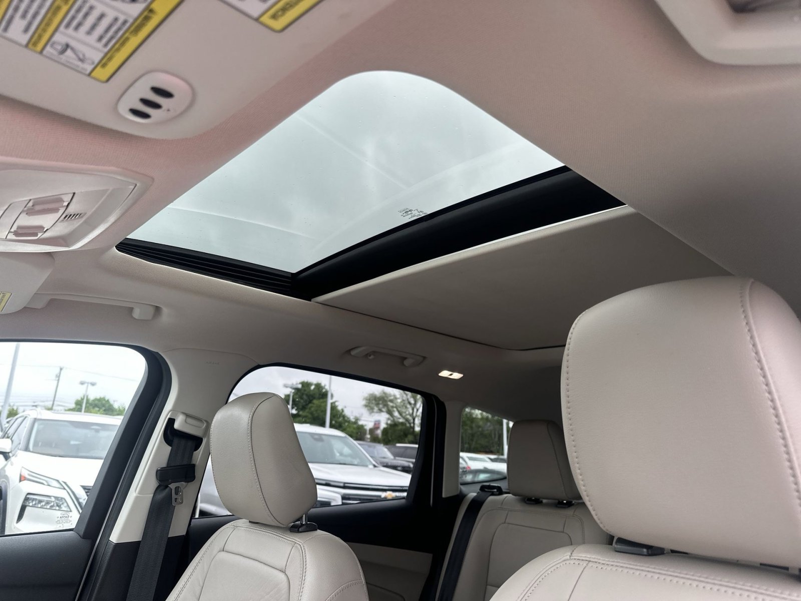Certified 2019 Ford Escape Titanium AWD/4WD image 32