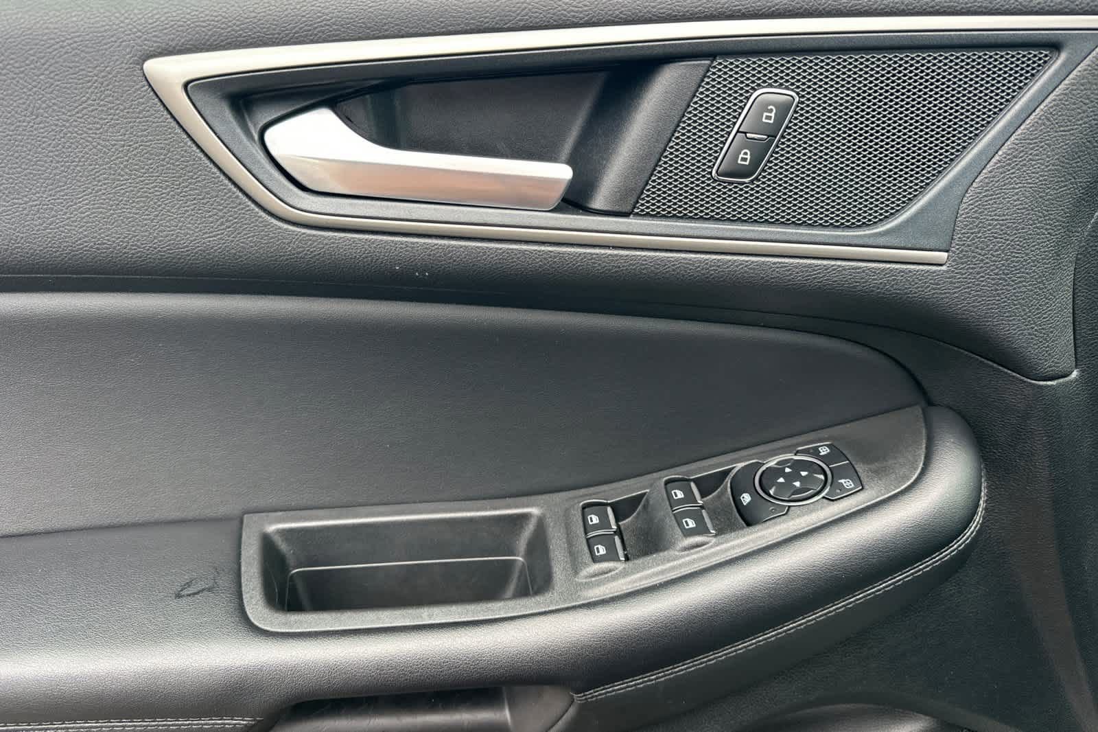 Certified 2024 Ford Edge SEL image 13