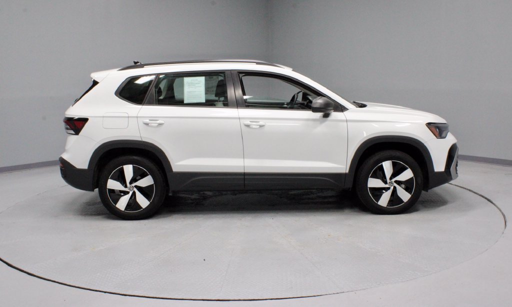 Used 2025 Volkswagen Taos S AWD/4WD image 12