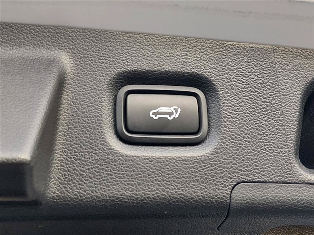 Used 2023 Hyundai Santa Fe SEL AWD/4WD image 17
