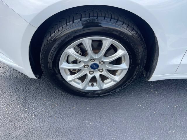 Certified 2018 Ford Fusion S FWD image 3
