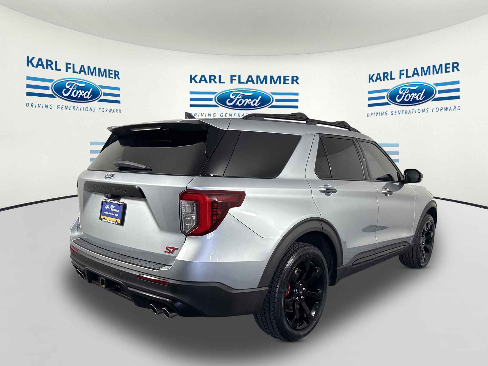 Certified 2023 Ford Explorer ST w/ Equipment Group 401A AWD/4WD image 3