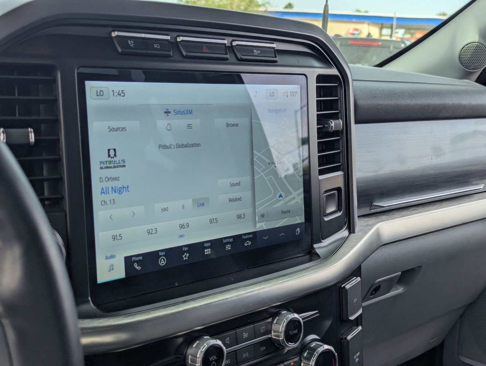 Certified 2023 Ford F150 Lariat w/ Trailer Tow Package image 21