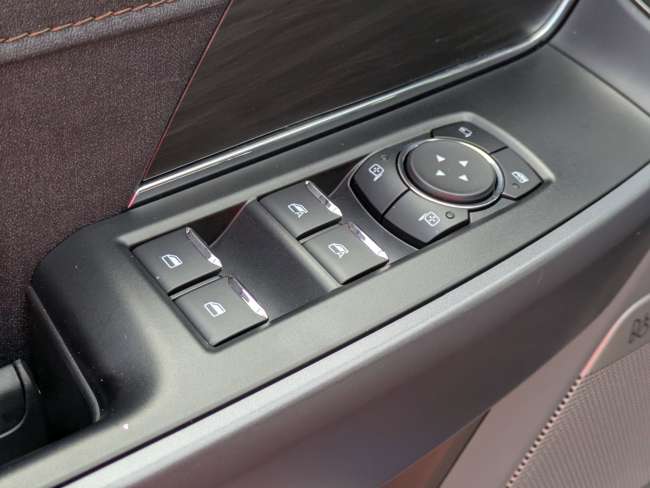 Certified 2025 Ford F150 Lariat w/ Equipment Group 501A Mid image 14