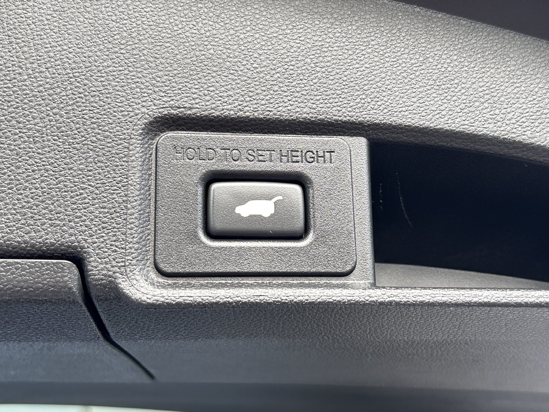 Used 2025 Acura RDX w/ Technology Package AWD/4WD image 25