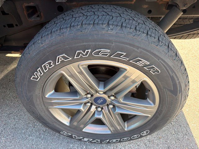 Certified 2020 Ford F150 XLT w/ Equipment Group 302A Luxury AWD/4WD image 12