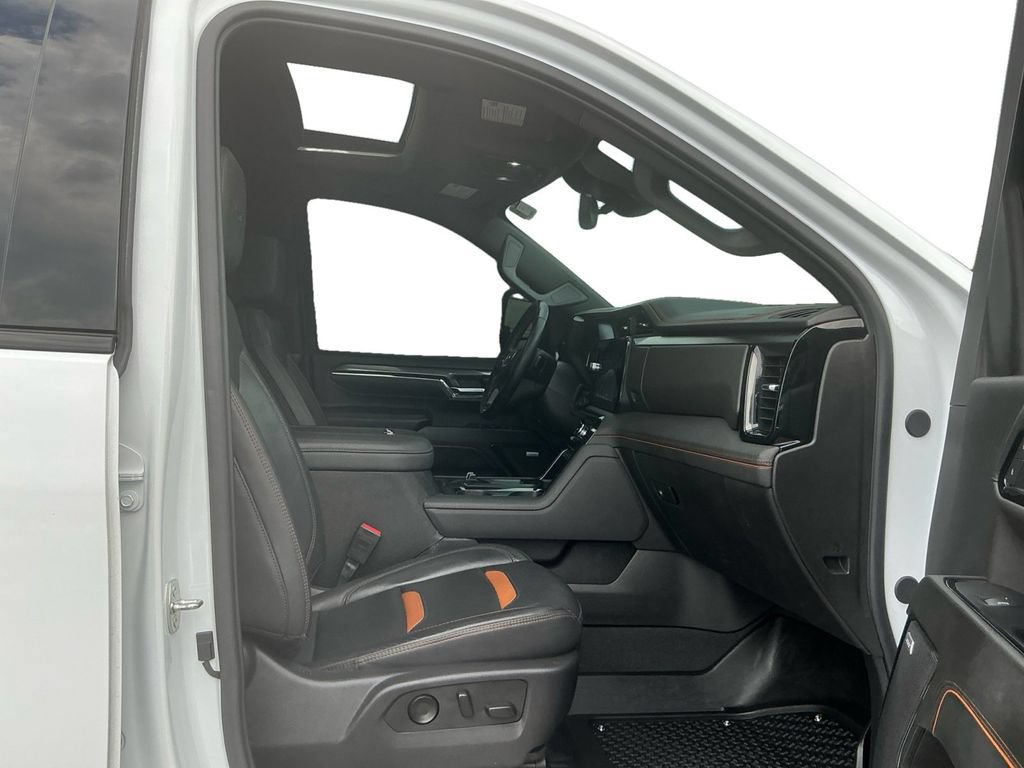 Used 2024 GMC Sierra 2500 AT4 w/ AT4 Premium Plus Package AWD/4WD image 22
