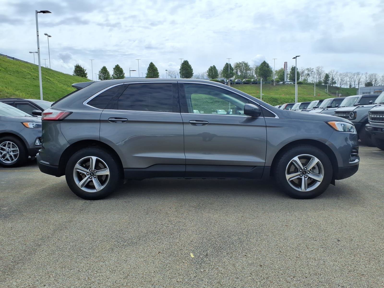 Certified 2023 Ford Edge SEL w/ Convenience Package AWD/4WD image 6