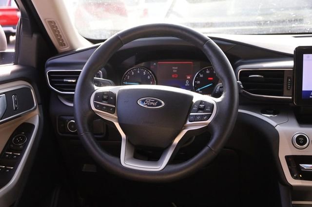 Certified 2024 Ford Explorer XLT w/ Equipment Group 202A image 25