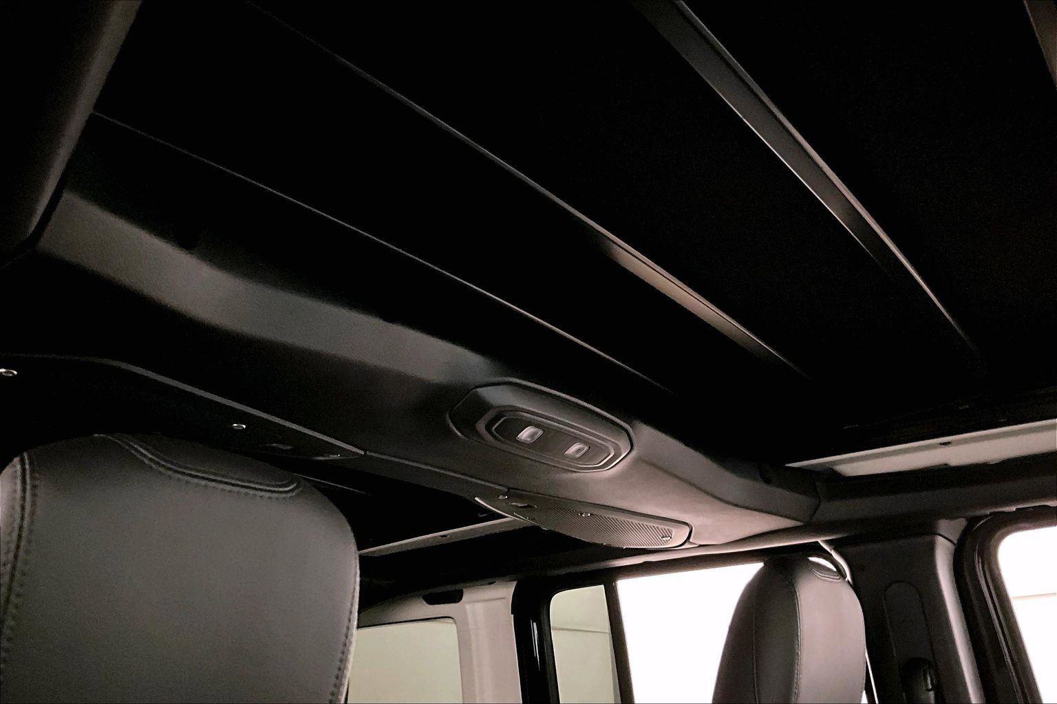 Used 2024 Jeep Wrangler Sahara w/ Technology Group image 21