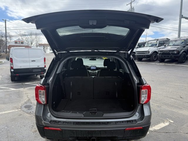 Certified 2024 Ford Explorer XLT w/ Class IV Trailer Tow Package image 10