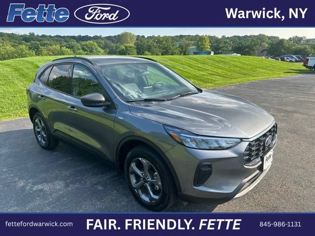 Certified 2026 Ford Escape ST-Line AWD/4WD image 4