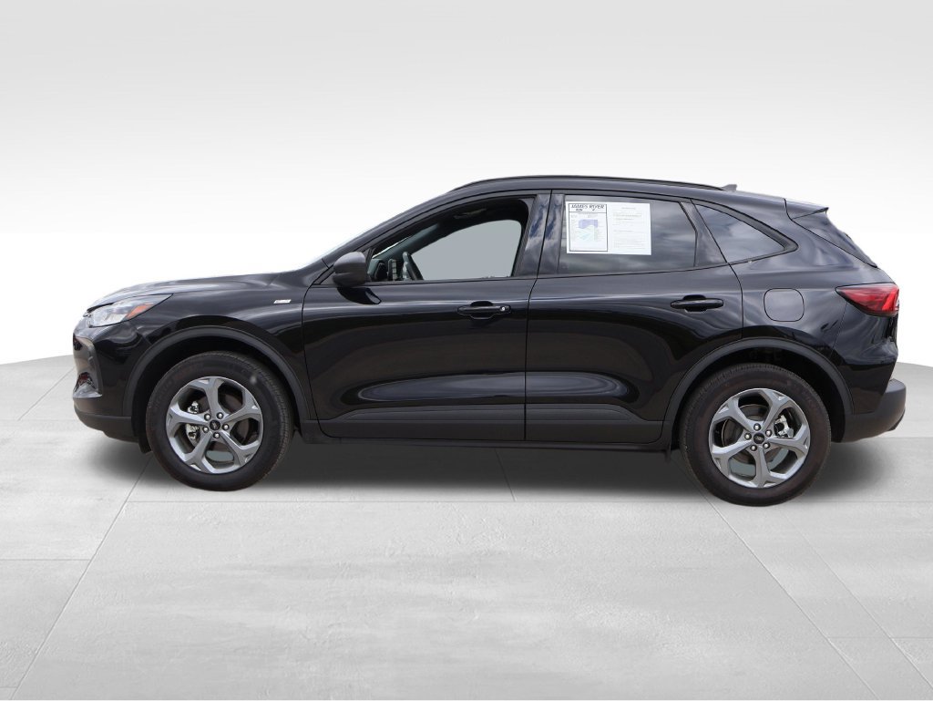 Certified 2025 Ford Escape ST-Line AWD/4WD image 2