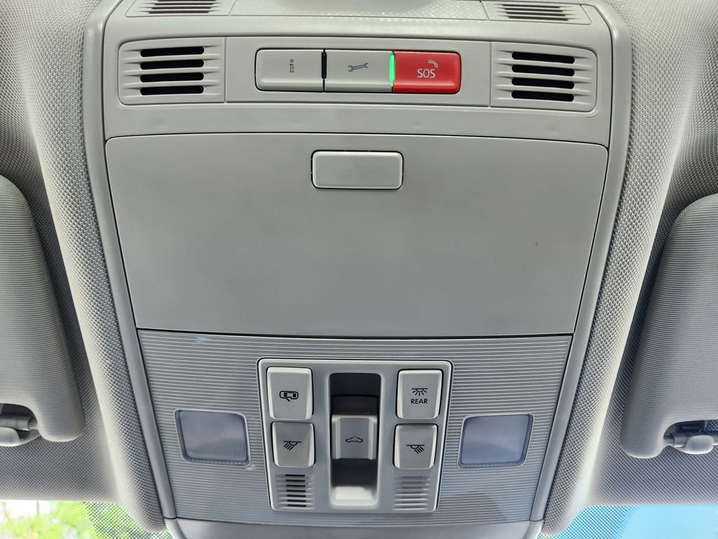 Used 2023 Volkswagen Jetta SE FWD image 22