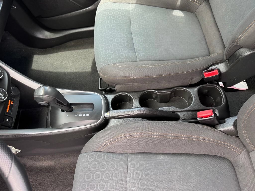 Used 2018 Chevrolet Trax LS AWD/4WD image 12