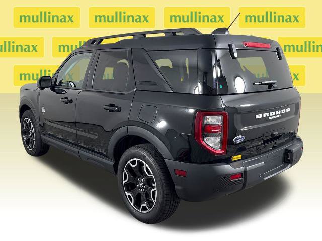 Certified 2025 Ford Bronco Sport Outer Banks w/ Outer Banks Tech Package+ AWD/4WD image 11