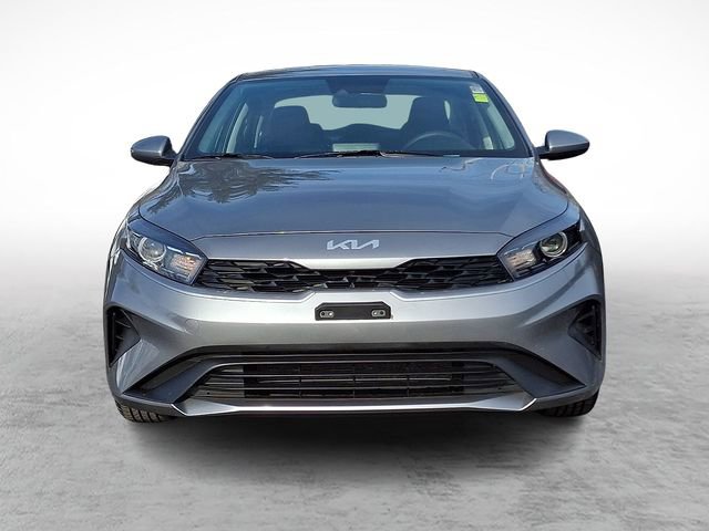 Used 2023 Kia Forte LXS image 2