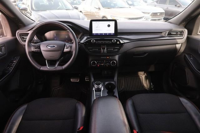Certified 2024 Ford Escape ST-Line w/ Cold Weather Package image 19