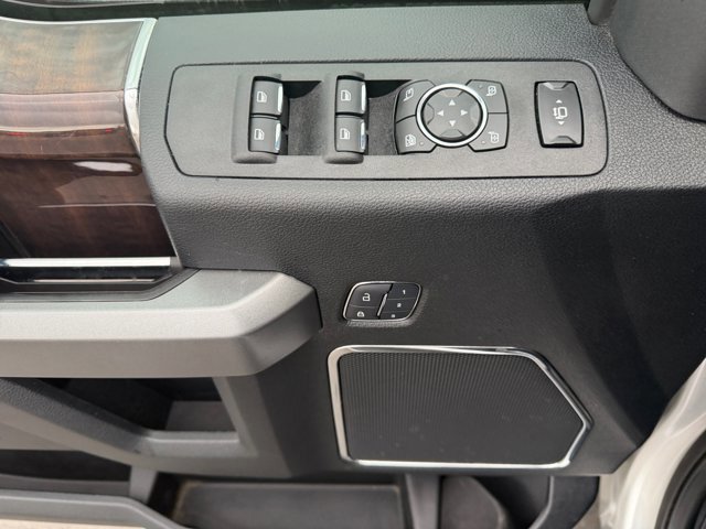 Certified 2017 Ford F350 Platinum w/ Platinum Ultimate Package image 14