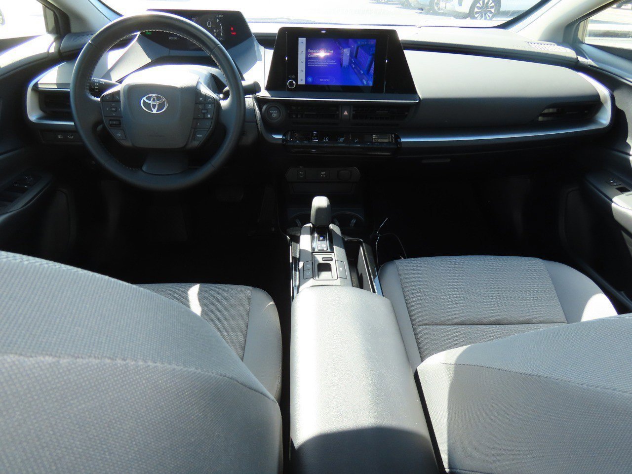 Used 2023 Toyota Prius LE image 23