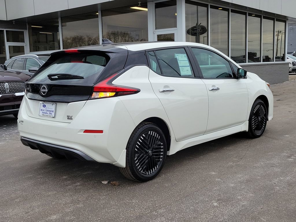Used 2025 Nissan Leaf SV Plus image 4