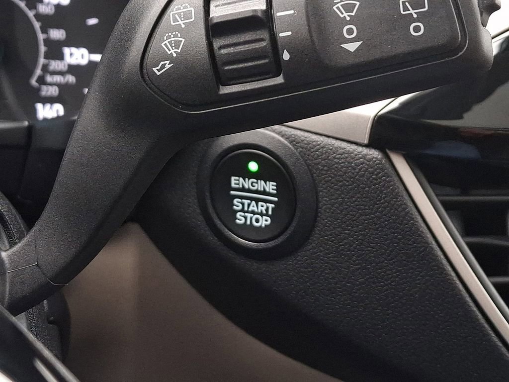 Certified 2022 Ford Escape SEL image 25