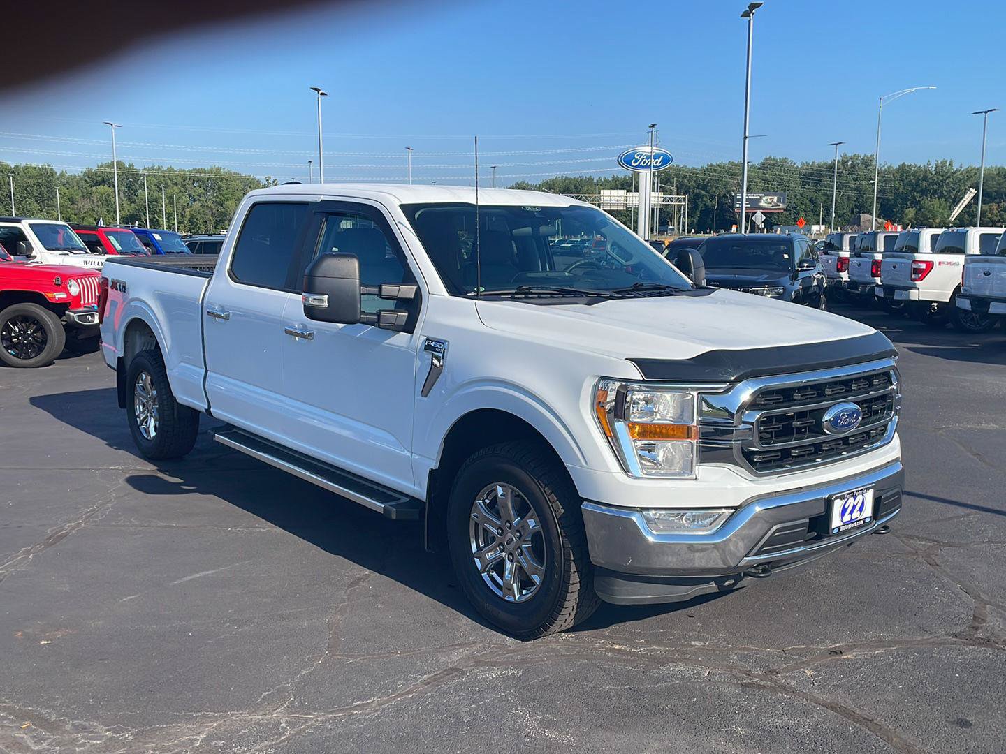 Certified 2022 Ford F150 XLT w/ XTR Package AWD/4WD image 9