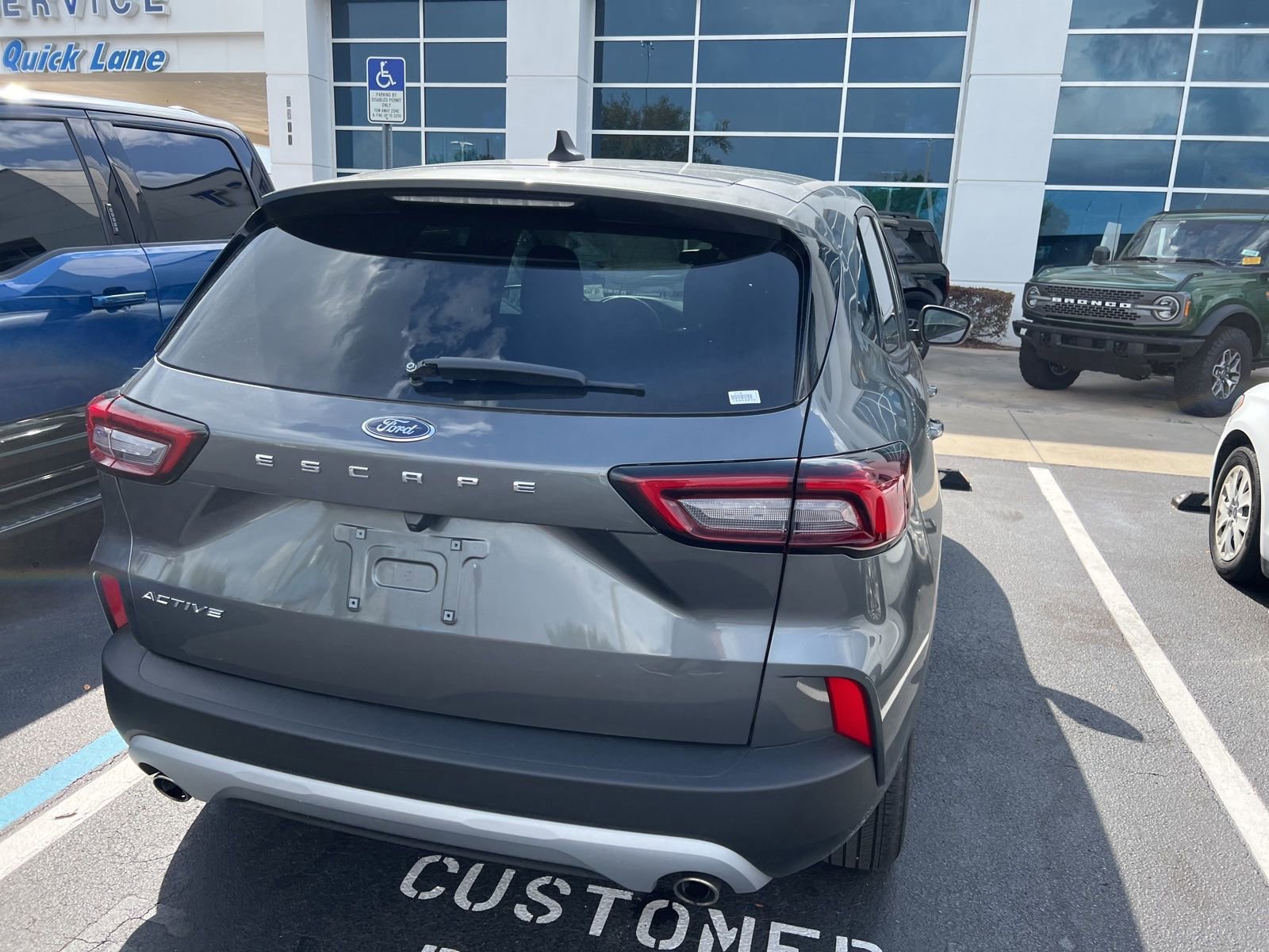 Certified 2025 Ford Escape Active image 10