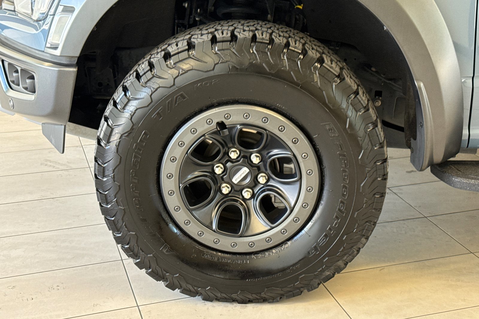 Certified 2023 Ford F150 Raptor w/ Raptor Carbon Fiber Package AWD/4WD image 26