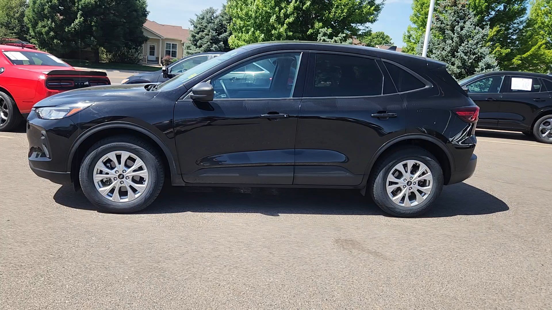 Certified 2025 Ford Escape Active AWD/4WD image 3