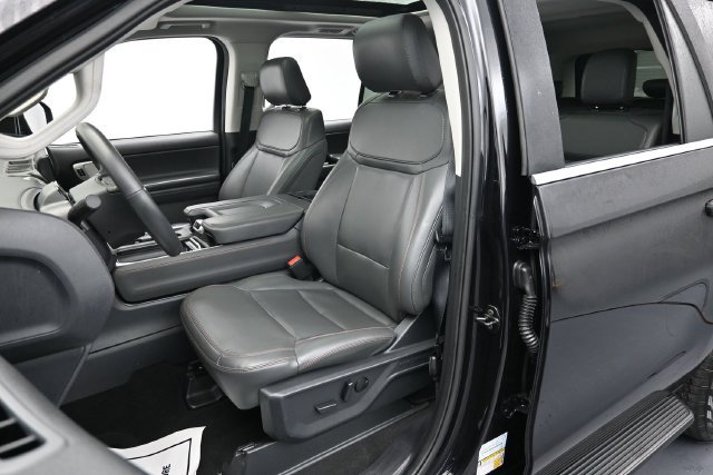 Certified 2025 Ford Expedition Max Active AWD/4WD image 11