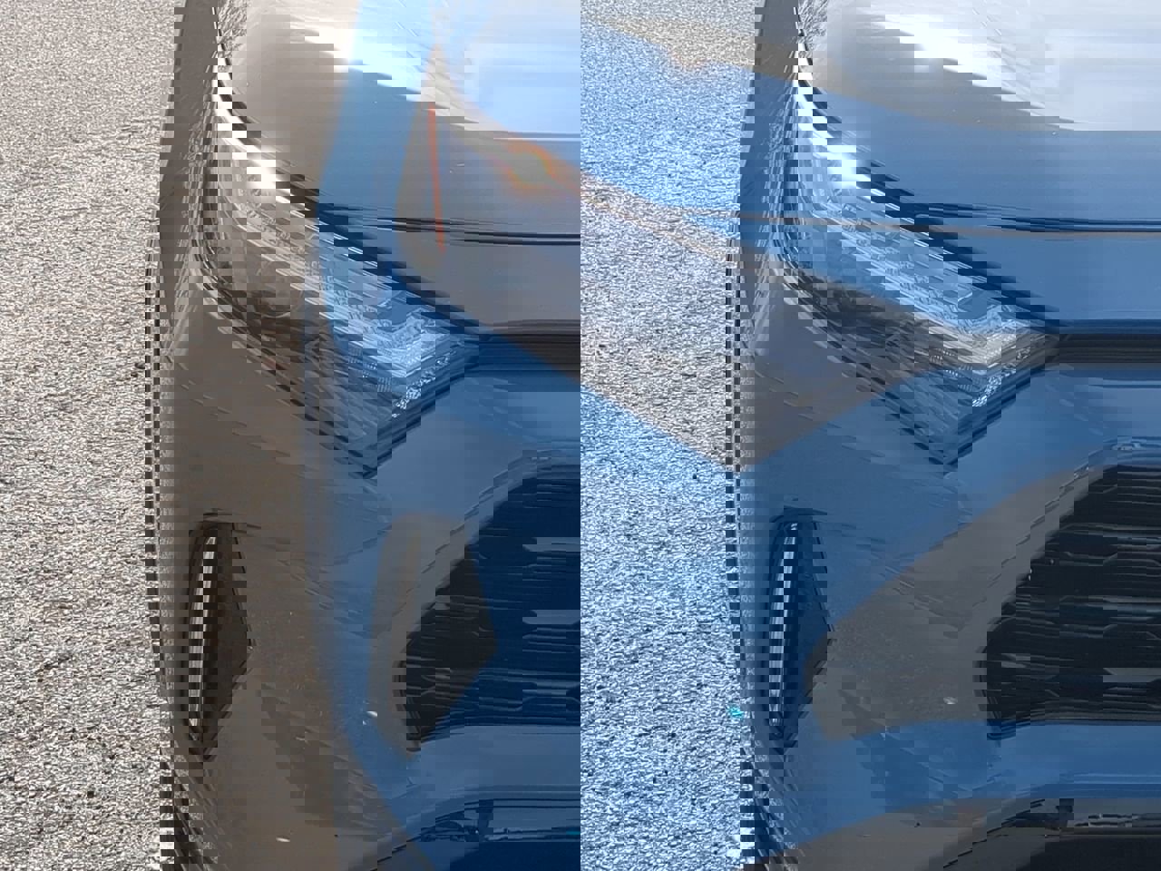 Used 2024 Toyota RAV4 XSE w/ Weather Package image 8