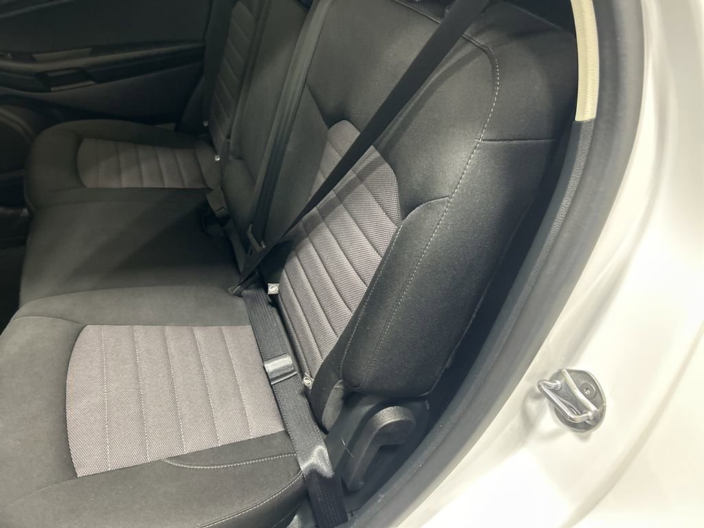 Certified 2020 Ford Edge SE image 19